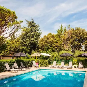 3* Hotel Le Petit Manoir Logis